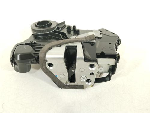 Used Front left lock Front left lock 38517364 38517364