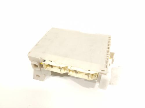 Used Electronic module TOYOTA YARIS (_P13_) 1.5 Hybrid (NHP130_, NHP130) (101 hp) 15899676