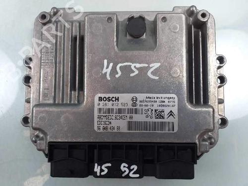 Used Engine control unit (ECU) Engine control unit (ECU) 5092429 5092429