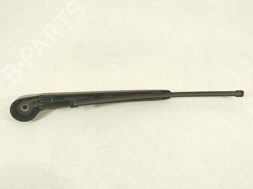 Used Rear windshield wiper arm Rear windshield wiper arm 38747702 38747702