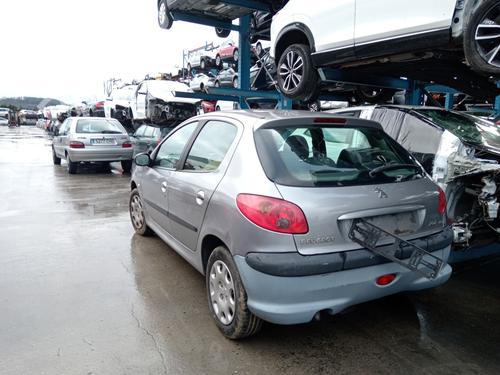 Peças PEUGEOT 206 Hatchback (2A/C) 1.4 HDi eco 70 (68 hp) 4435854