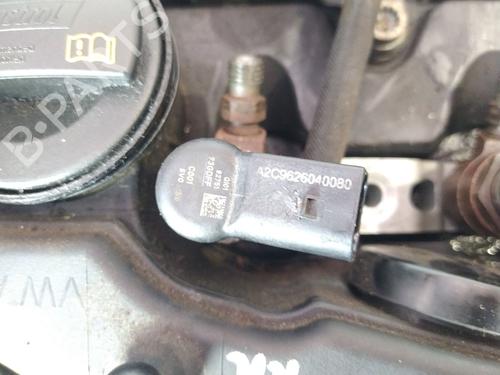 Used Injector VW POLO V (6R1, 6C1) 1.6 TDI (90 hp) 32411504
