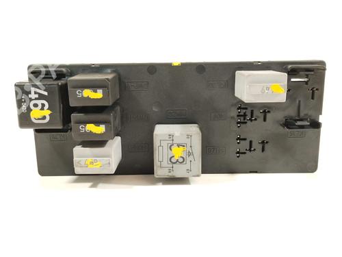 Fuse box AUDI A3 (8P1) 2.0 TDI 16V | BP36499459E1 - Image 3