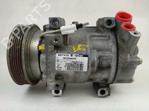 Used AC compressor DACIA DUSTER (HS_) [2010-2018]  4857000
