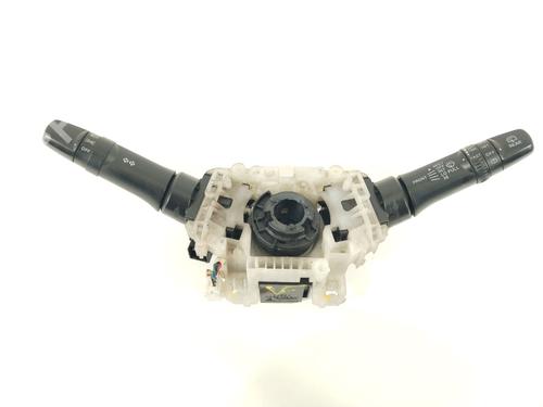 Used Headlight switch MITSUBISHI PAJERO IV (V8_W, V9_W) 3.2 DI-D (V88W, V98W) (160 hp) 17872578