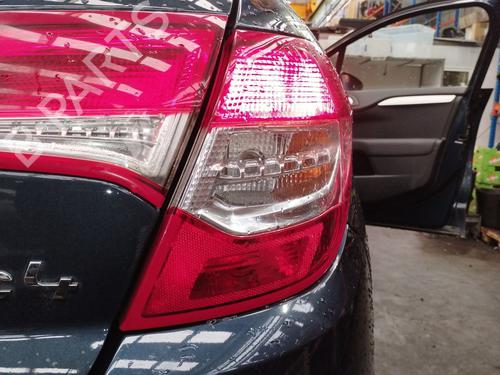 right-taillight-citroen-c4-ii-nc_-2009-37173107 main image