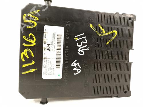 Fuse box PEUGEOT 307 (3A/C)  | BP17497272E1 