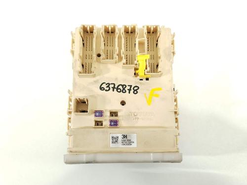 fuse-box-toyota-auris-_e18_-2012-2013-2014-2015-2016-2017-2018-2019-29178447 main image