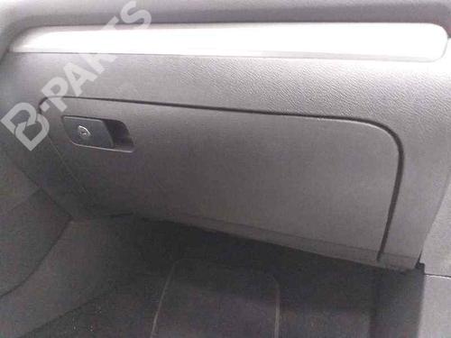 Used Glove box Glove box VW GOLF VI (5K1) 1.6 TDI (105 hp) 7313139 7313139