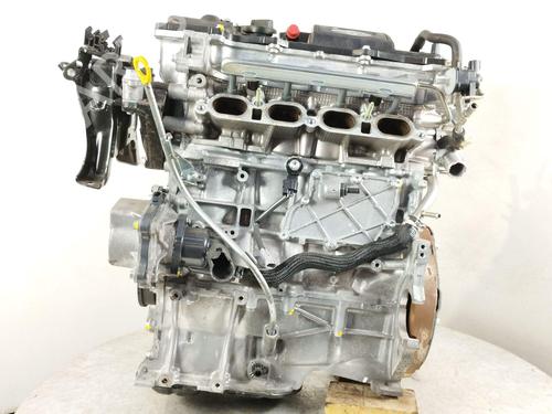engine-toyota-corolla-estate-_e21_-2019-28511331 main image