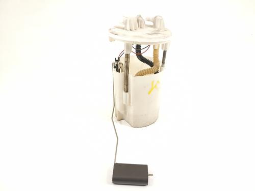 Used Fuel pump RENAULT MEGANE III Grandtour (KZ0/1) [2008-2016]  7528556