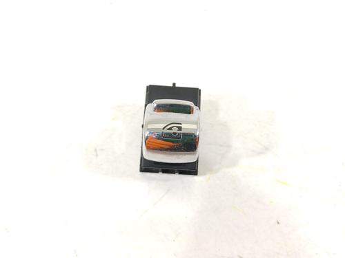 Used Left rear window switch Left rear window switch MINI MINI CLUBMAN (F54) Cooper (136 hp) 40265555 40265555
