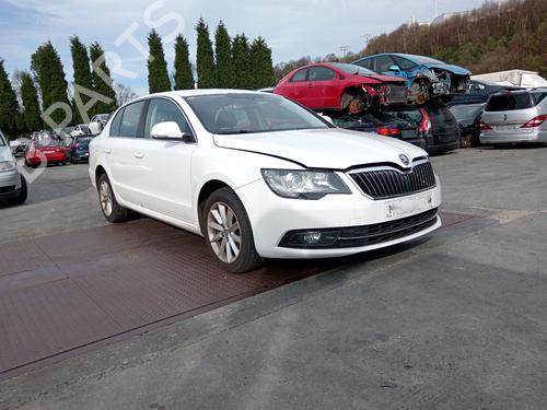 Right tailgate light SKODA SUPERB II (3T4) 2.0 TDI 16V | BP34633819C80  - Image 9