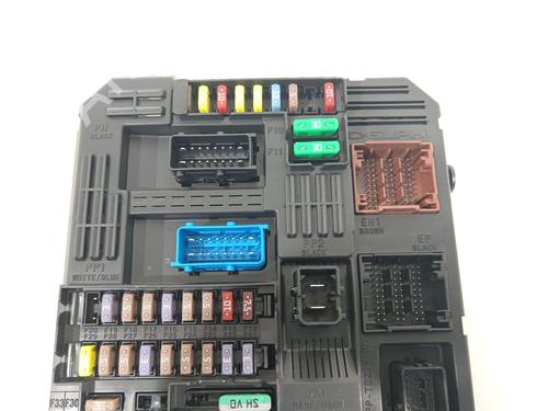 Fuse box CITROËN C4 III (BA_, BB_, BC_) 1.2 PureTech 130 (BAHNSA, BAHNSB) | BP23896279E1 - Image 2