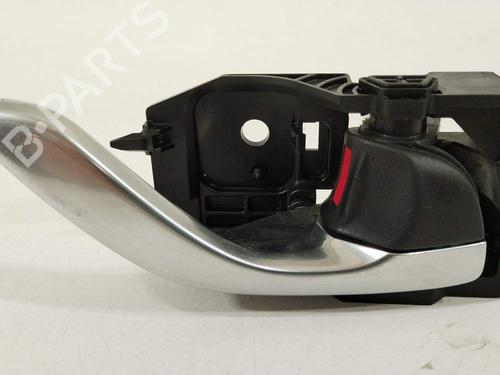 Used Front right interior door handle Front right interior door handle 33182883 33182883