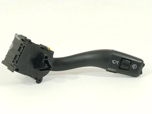 Used Steering column stalk AUDI A4 B6 (8E2) 2.5 TDI (163 hp) 30510884
