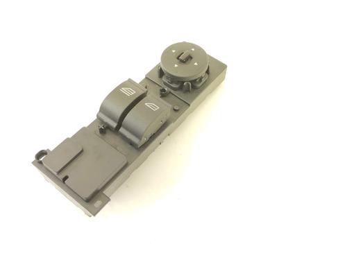 Used Left front window switch Left front window switch 7982698 7982698