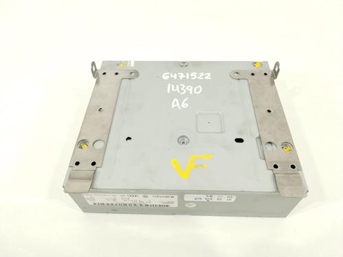 Radio AUDI A6 C6 (4F2) 3.2 FSI (255 hp) 26612869