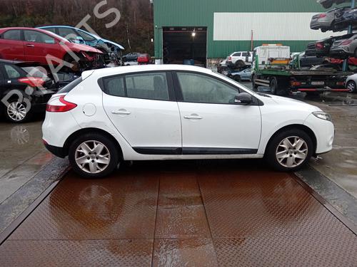 Fuse box RENAULT MEGANE III Hatchback (BZ0/1_, B3_)  | BP32319045E1  - Image 5