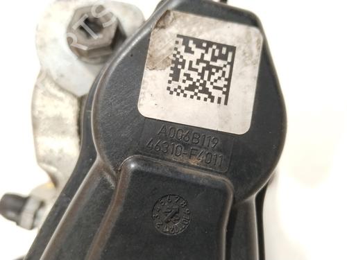 Left rear brake caliper TOYOTA COROLLA Estate (_E21_) | BP18844438M107