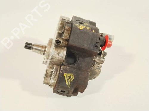 Used Injection pump Injection pump RENAULT LAGUNA II (BG0/1_) [2001-2007] 28097652 28097652