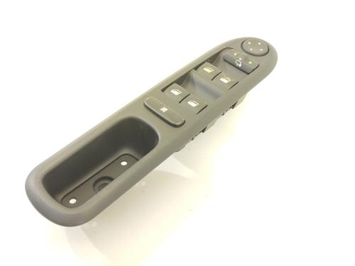 Used Left front window switch PEUGEOT 407 SW (6E_, 6D_) [2004-2011]  8321696