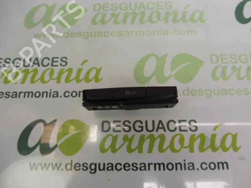 Used Switch Switch 1845734 1845734