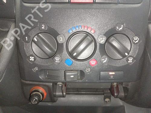 Used Climate control Climate control 37589890 37589890
