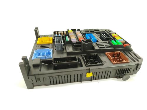 Fuse box PEUGEOT 308 II (LB_, LP_, LW_, LH_, L3_)  | BP22221661E1 