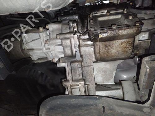 Used Transfer box MITSUBISHI PAJERO SPORT I (K7_, K9_) 2.5 TD (K94W, K74T) (115 hp) 31810839