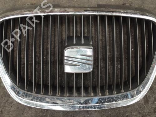 grille-seat-leon-1p1-2005-2006-2007-2008-2009-2010-2011-2012-2013-36164711 main image