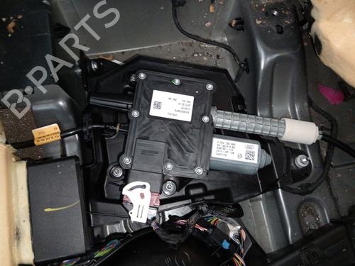 håndbremse håndbremse PEUGEOT 5008 (0U_, 0E_) 1.6 HDi (112 hp) 32137165 32137165