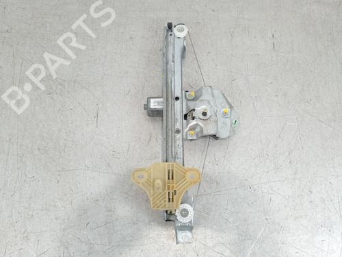 Używane Mechanizm podnoszenia szyby tylnej prawej Mechanizm podnoszenia szyby tylnej prawej RENAULT CAPTUR I (J5_, H5_) 1.5 dCi 90 (J5N4, J5M5, J5MW, J5M6, J5AL, J5AJ) (90 hp) 36437229 36437229