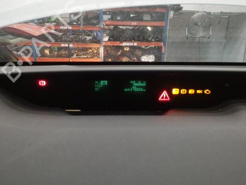 Used Instrument cluster TOYOTA PRIUS Liftback (_W2_) 1.5 Hybrid (NHW20_, NHW20R) (112 hp) 29915550