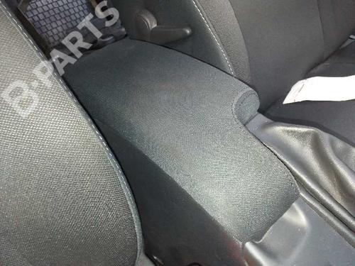 Used Armrest / Center console Armrest / Center console RENAULT MEGANE III Hatchback (BZ0/1_, B3_) 1.5 dCi (BZ09, BZ0D, BZ1W, BZ29, BZ14) (110 hp) 8187422 8187422
