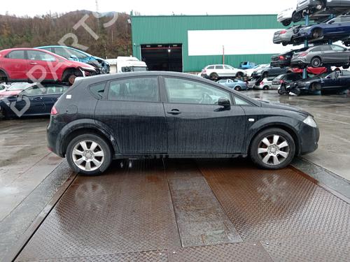 Used Parts SEAT LEON (1P1) 1.9 TDI (105 hp) 4404786