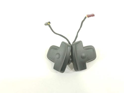 Used Steering wheel controls Steering wheel controls 29308337 29308337