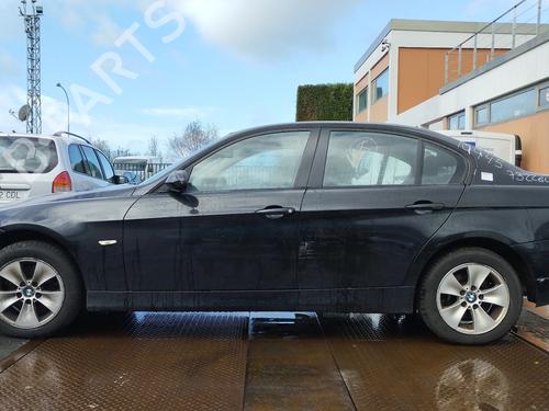 Achsschenkel rechts hinten BMW 3 (E90) 320 d (177 hp)null