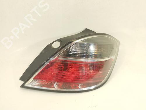 Used Right taillight OPEL ASTRA H (A04) 1.7 CDTI (L48) (110 hp) 12982741