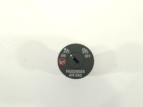 Used Switch OPEL ASTRA K (B16) 1.6 CDTi (68) (136 hp) 29132638