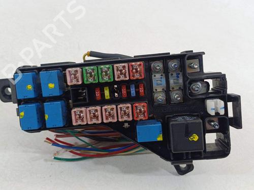 Used Fuse box Fuse box 26558462 26558462