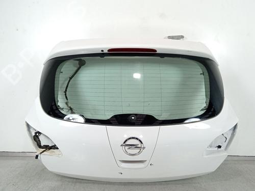 tailgate-opel-astra-j-p10-2009-2010-2011-2012-2013-2014-2015-2016-17529583 main image