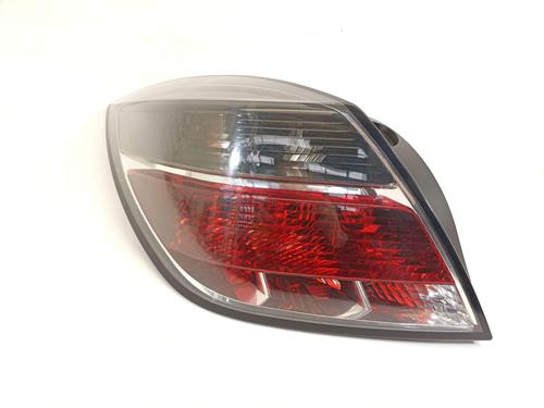 Used Left taillight Left taillight 21191811 21191811