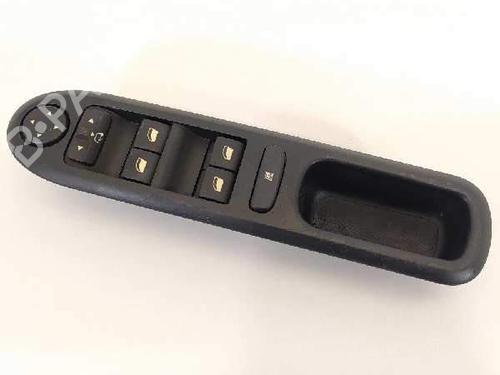 Used Left front window switch Left front window switch 4823778 4823778