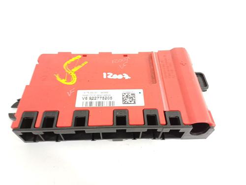 Used Fuse box BMW 3 Touring (F31) 320 d (190 hp) 17491463