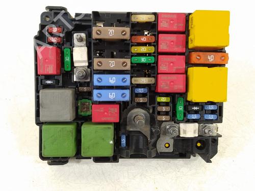 Used Fuse box Fuse box 11769119 11769119