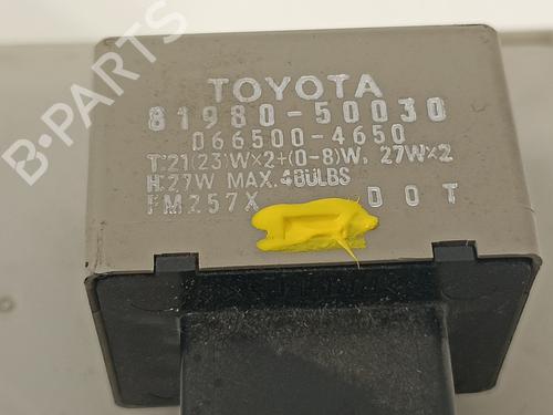 Fuse box TOYOTA LAND CRUISER PRADO (_J12_) 3.0 D-4D (KDJ120, KDJ125) | BP13643312E1 