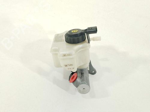 Used Brake master cylinder Brake master cylinder 37444516 37444516