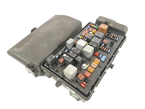 Used Fuse box Fuse box 17953589 17953589