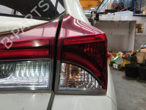 Used Right taillight Right taillight TOYOTA AURIS Estate (_E18_) 1.8 Hybrid (ZWE186_, ZWE186R, ZWE186H) (136 hp) 34275720 34275720